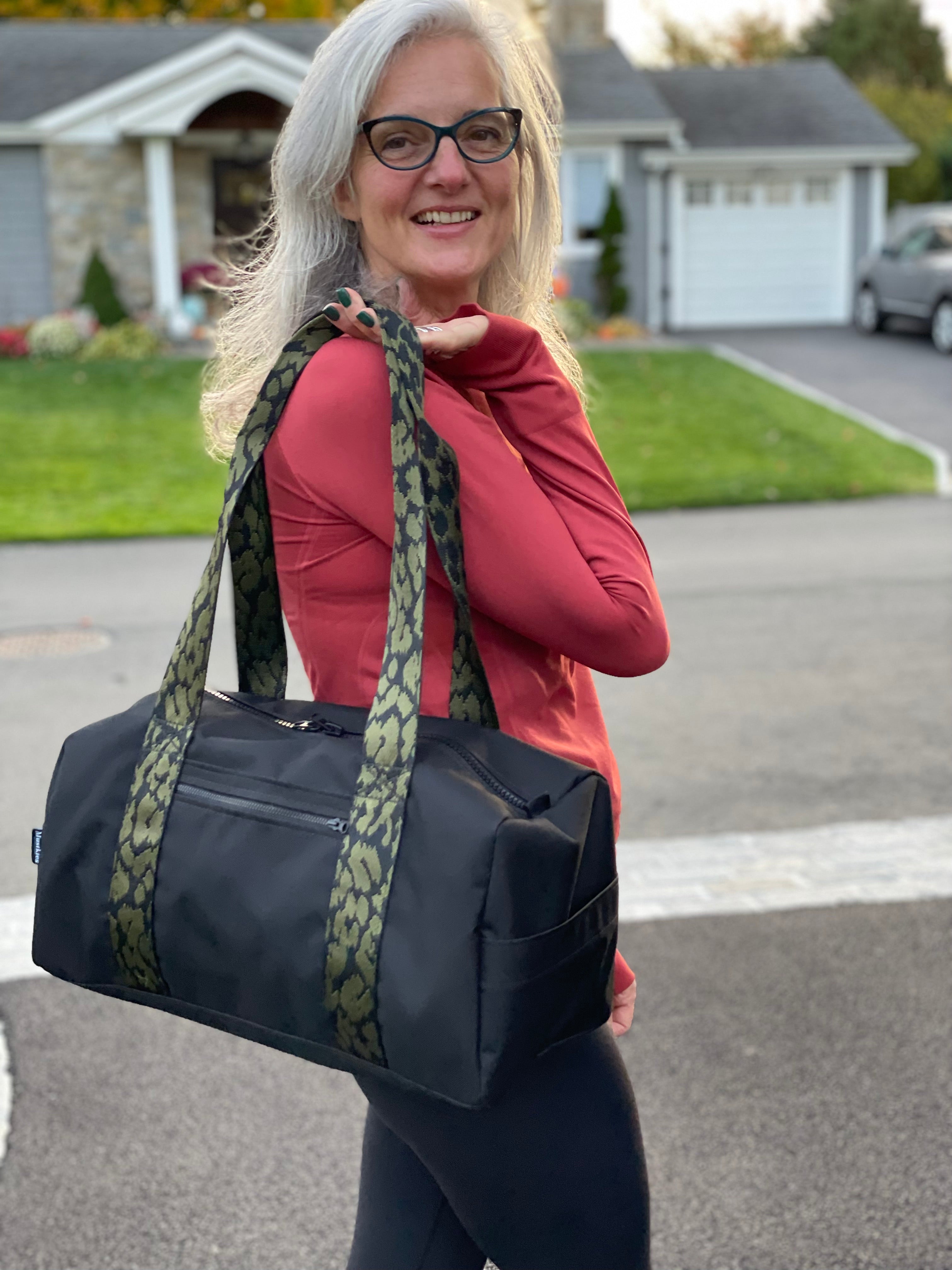 NEW Lululemon Daily Multi-Pocket Canvas Tote Bag 20L True Navy