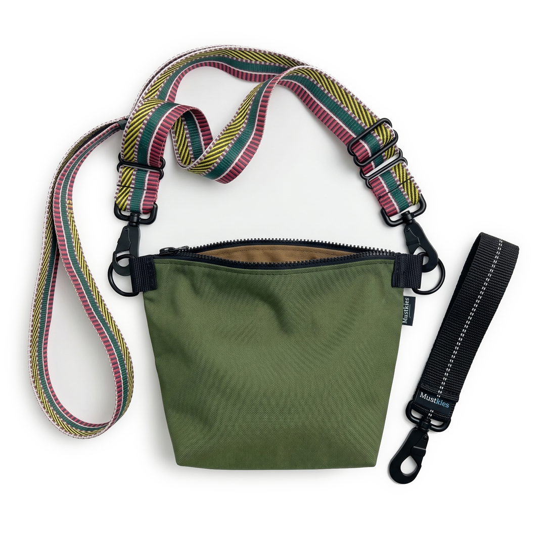 Voyage + straps