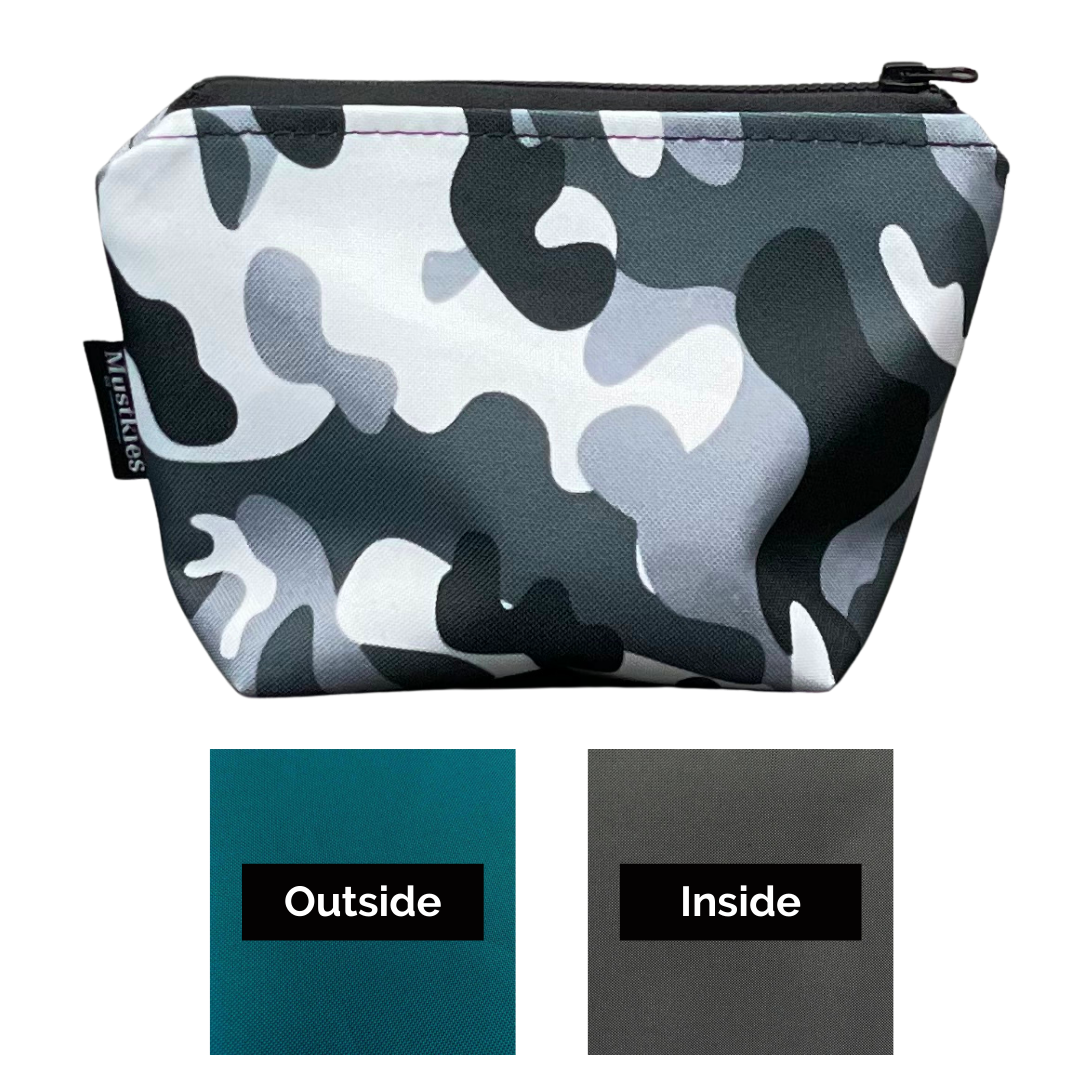 Muskties AMI Teal with Charchoal lining Make-up bag swatch sample. Handcrafted in waterproof canvas and finished with a black zipper to secure your make-up/cosmetics. Available in 6 color options and two sizes. Gray Camouflage with Charcoal Lining, Green Camouflage with Army Green Lining, Blush with Gray Camouflage Lining and Black with Gray Camouflage Lining, Teal and Yellow with Charchoal Lining. 7"Lx3"Wx10"H & 5Lx3Wx5.5H